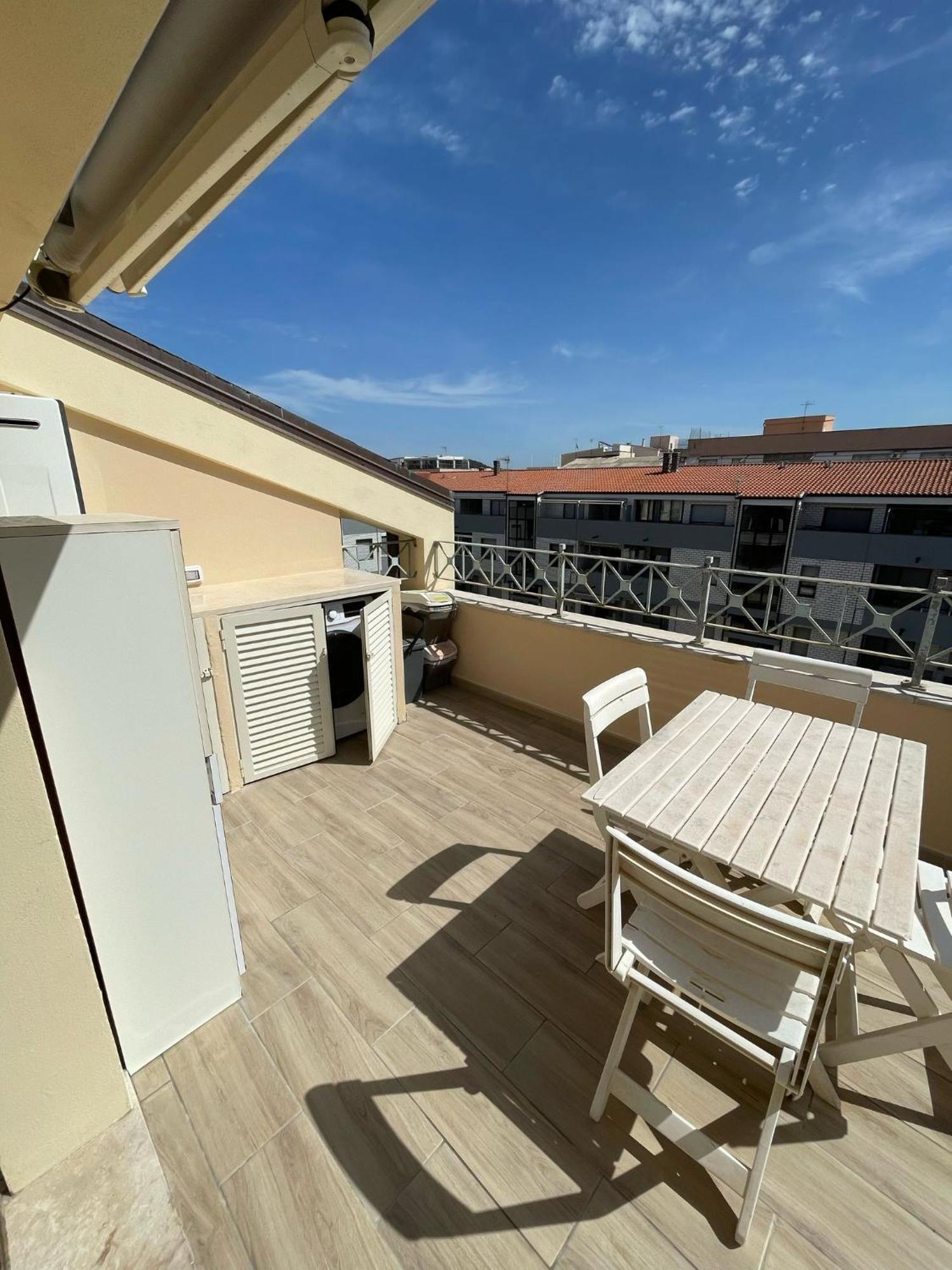 Kennedy Family Apts Alghero Esterno foto